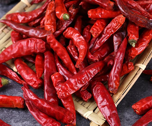 辣椒干進(jìn)口報(bào)關(guān)檢驗(yàn)檢疫要求(干辣椒進(jìn)口需要國外做什么證書？)